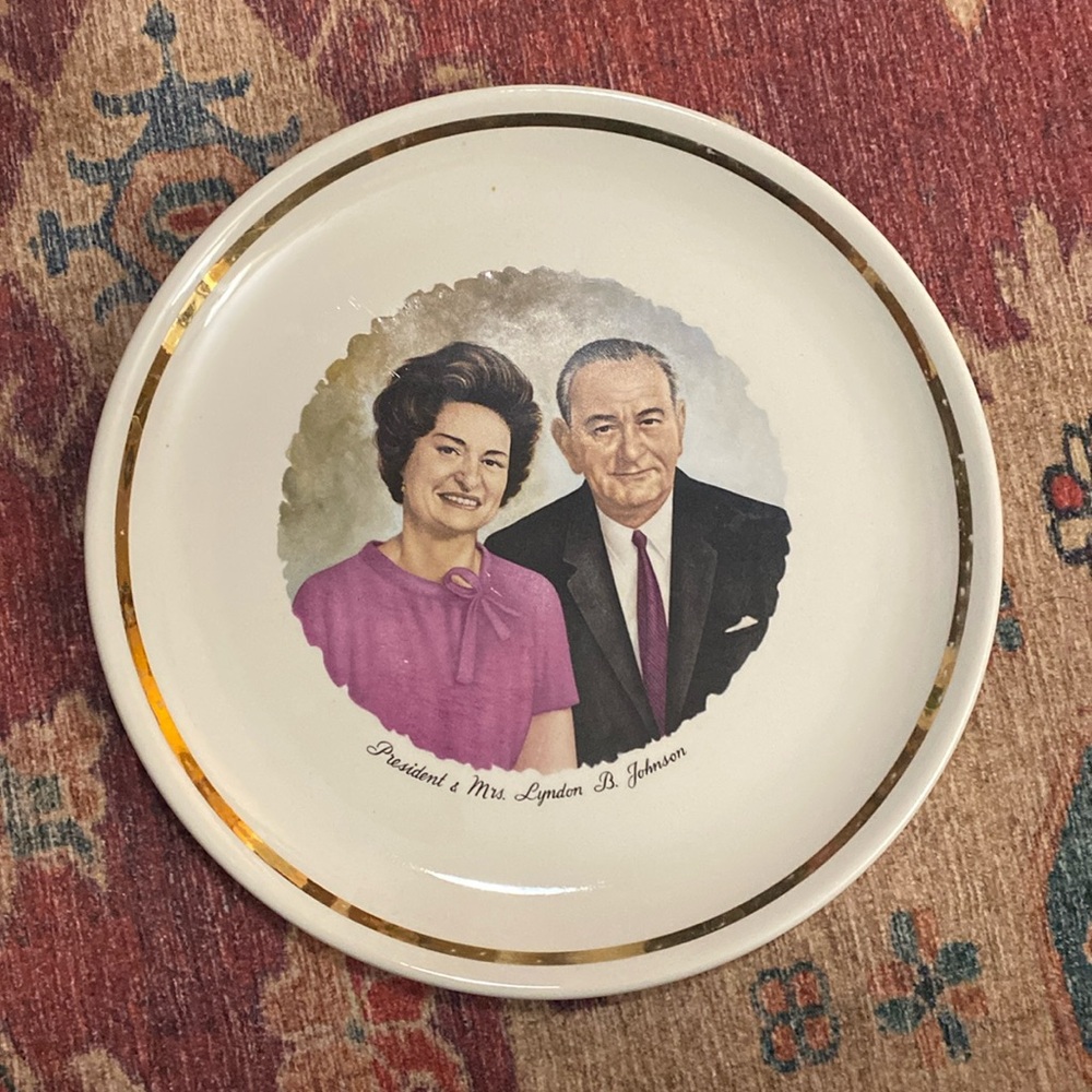 President & Mrs Lyndon B. Johnson plate. Add to your plate wall!